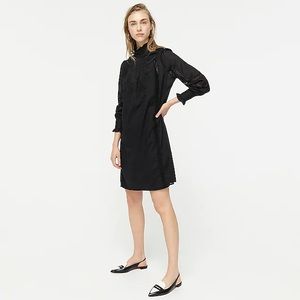 Mockneck embroidery dress
